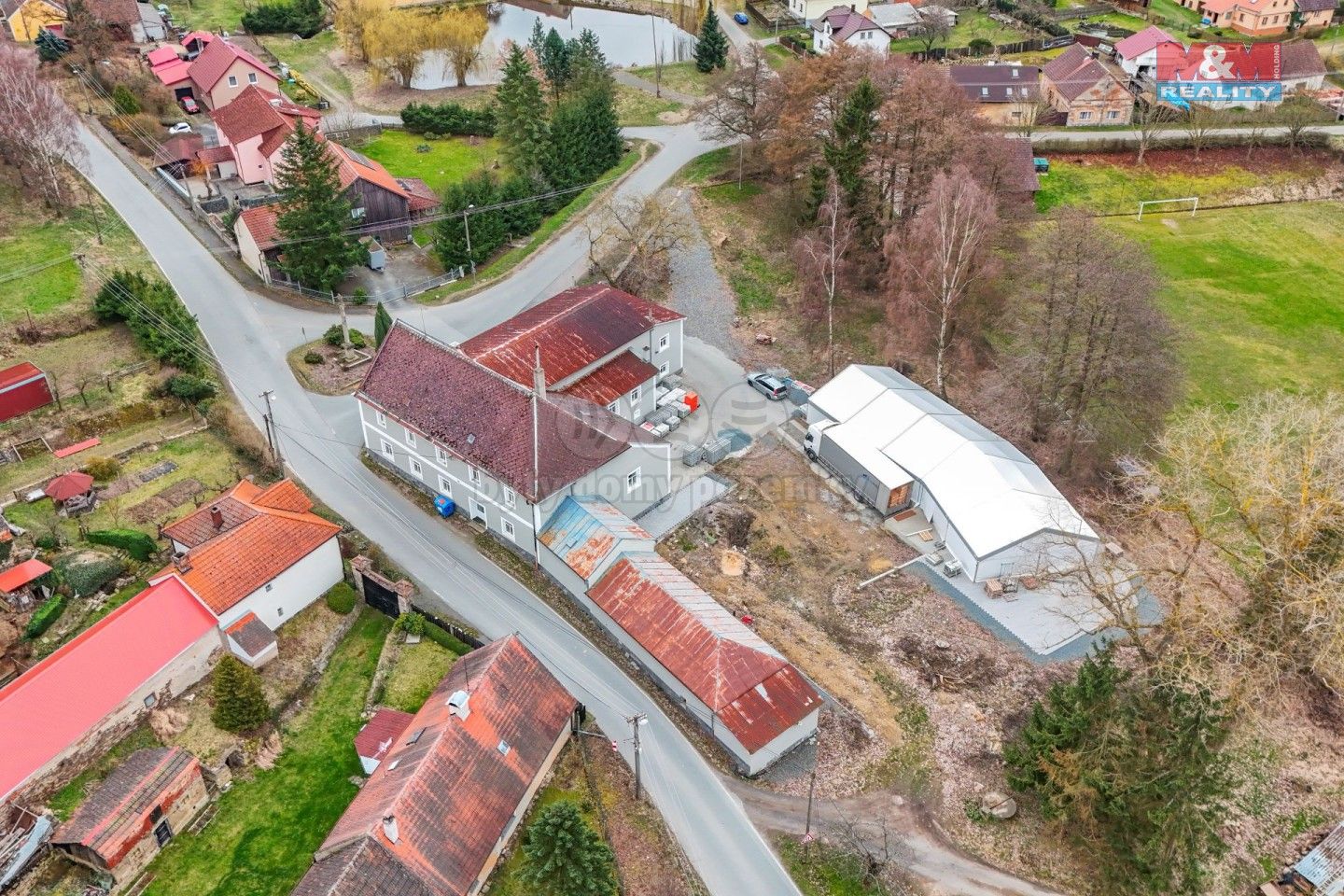 Prodej komerčního prostoru 745 m² - foto 5