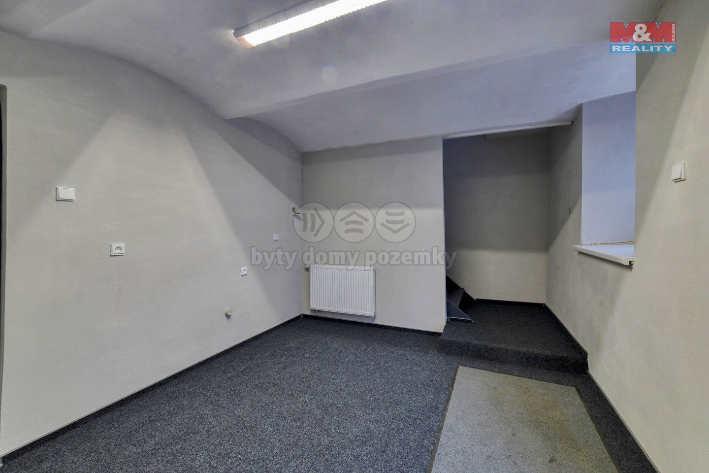 Prodej komerčního prostoru 745 m² - foto 9
