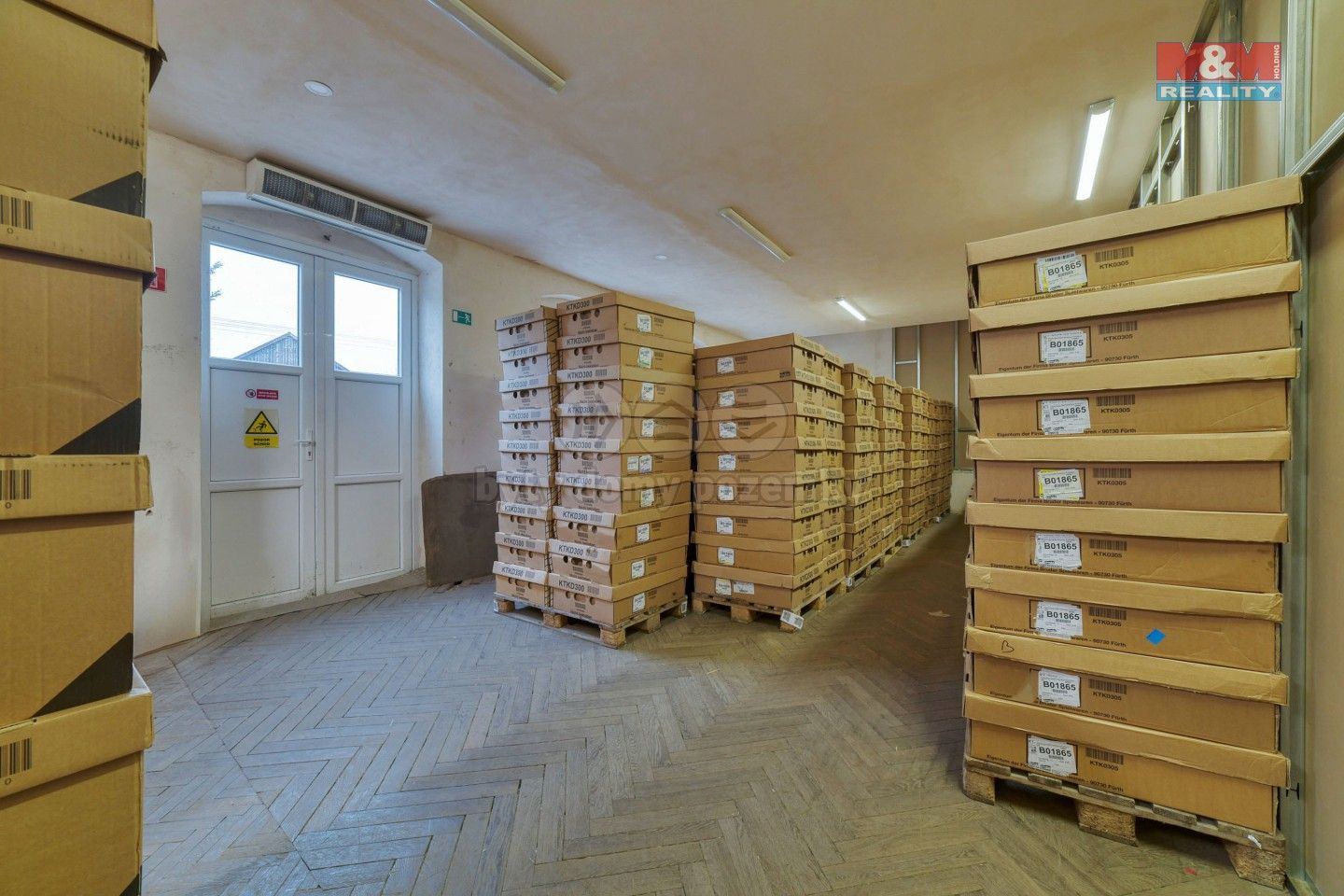 Prodej komerčního prostoru 745 m² - foto 20