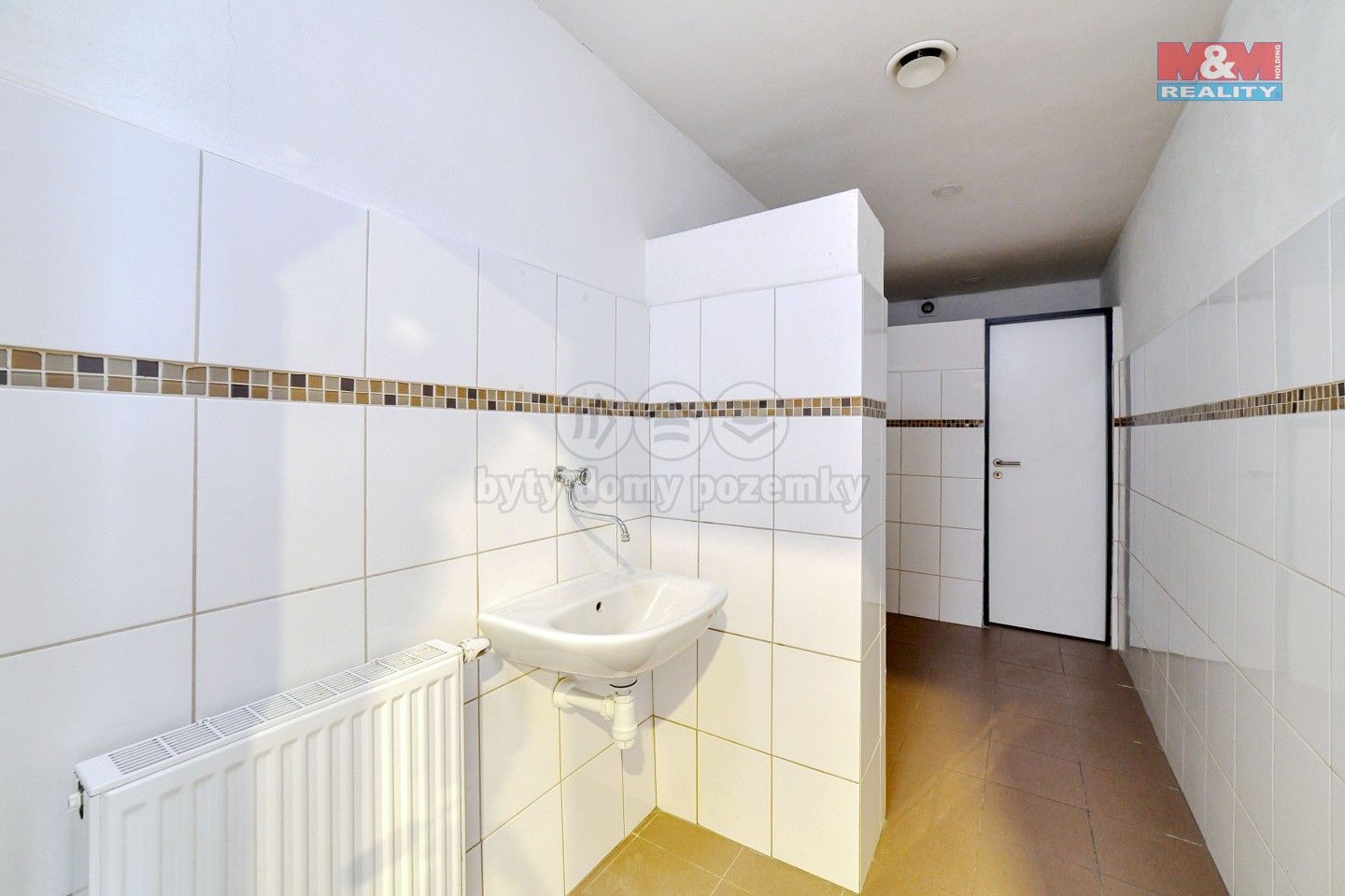 Prodej komerčního prostoru 745 m² - foto 27
