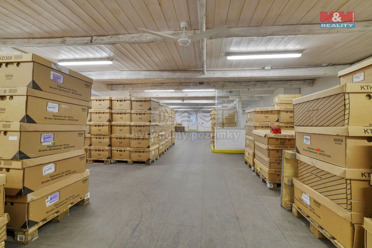Prodej komerčního prostoru 745 m² - foto 37