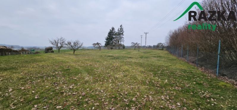 Prodej pozemku 1824 m² - foto 2