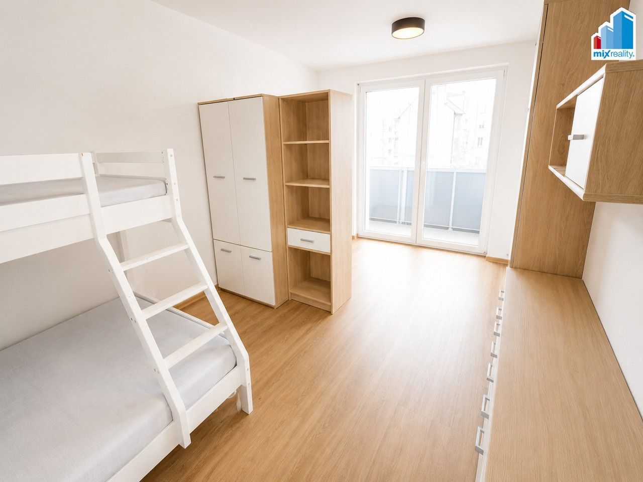 Pronájem bytu 2+kk 63 m² - foto 5