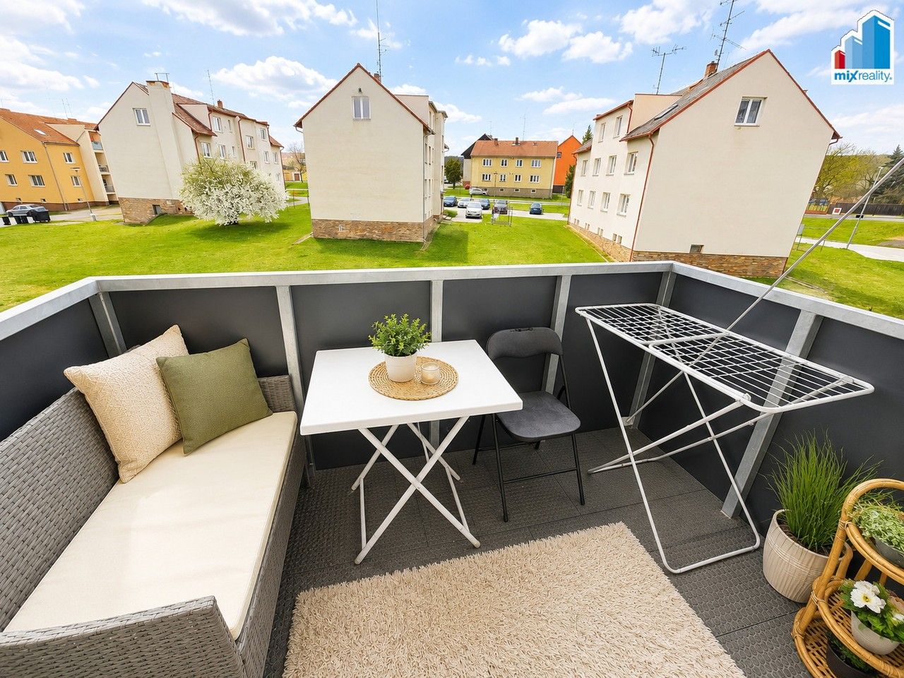 Pronájem bytu 2+kk 63 m² - foto 4