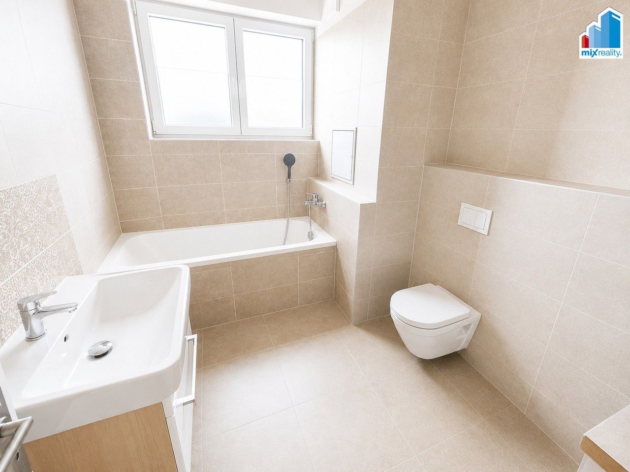 Pronájem bytu 2+kk 63 m² - foto 8