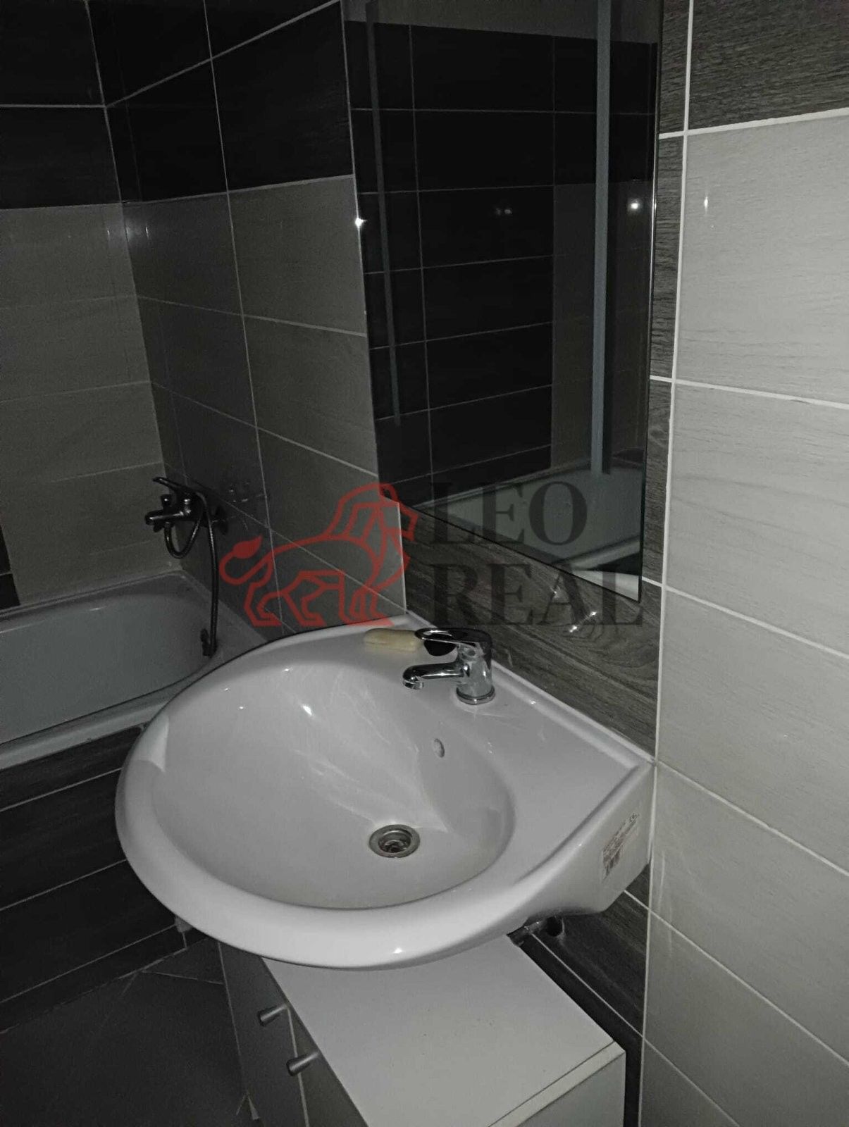 Pronájem bytu 3+kk 90 m² - foto 8