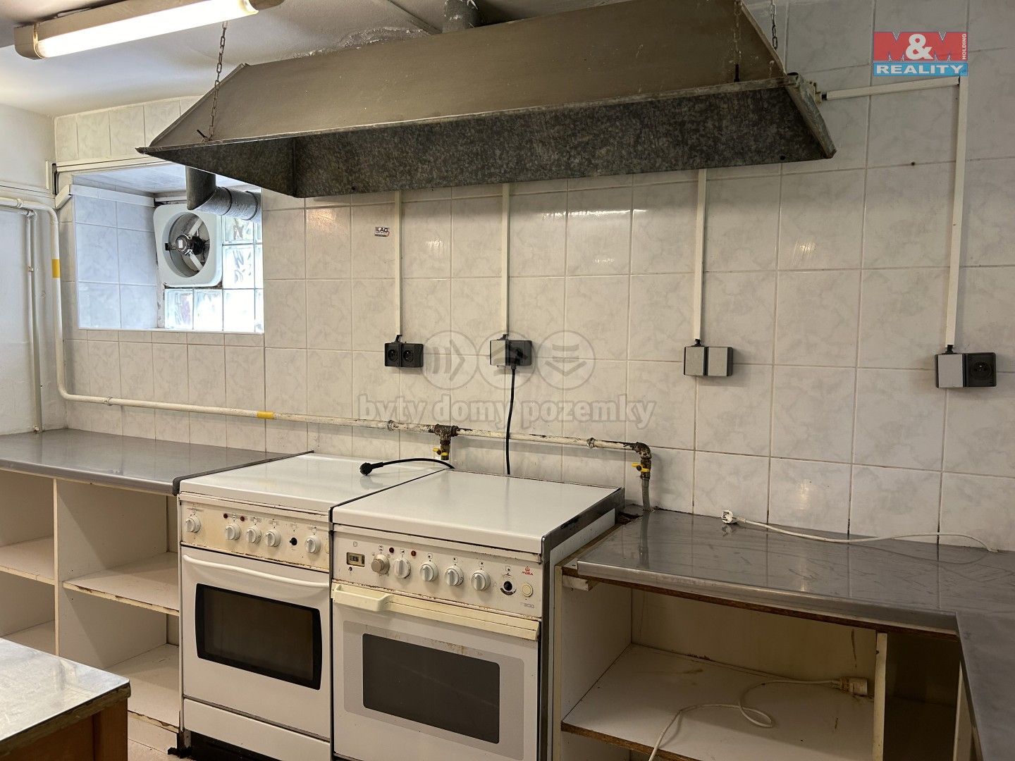 Pronájem komerčního prostoru 120 m² - foto 8