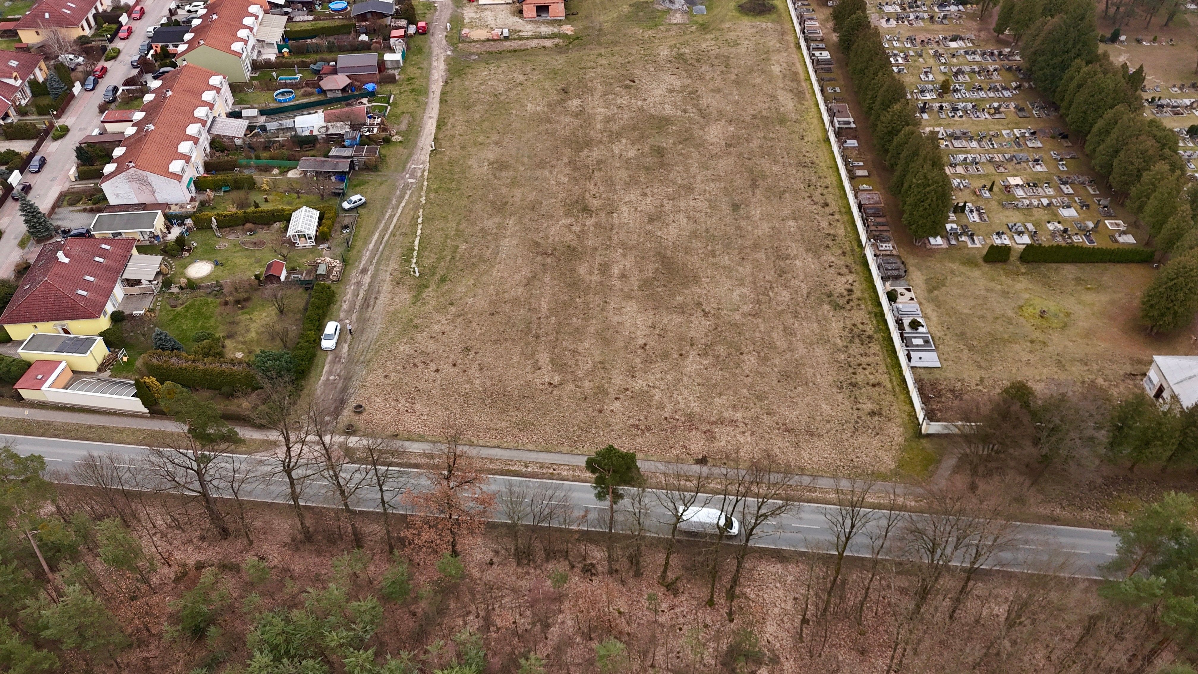 Prodej pozemku 1708 m² - foto 4
