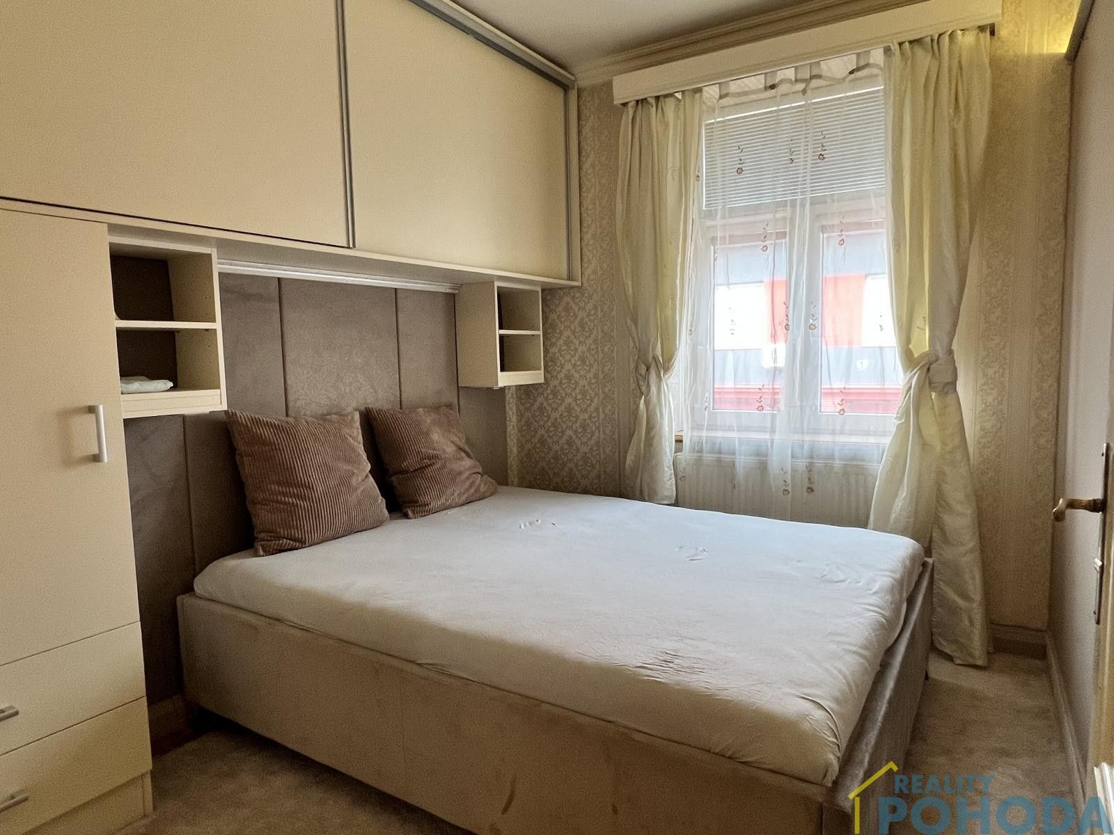 Pronájem bytu 3+1 62 m² - foto 16