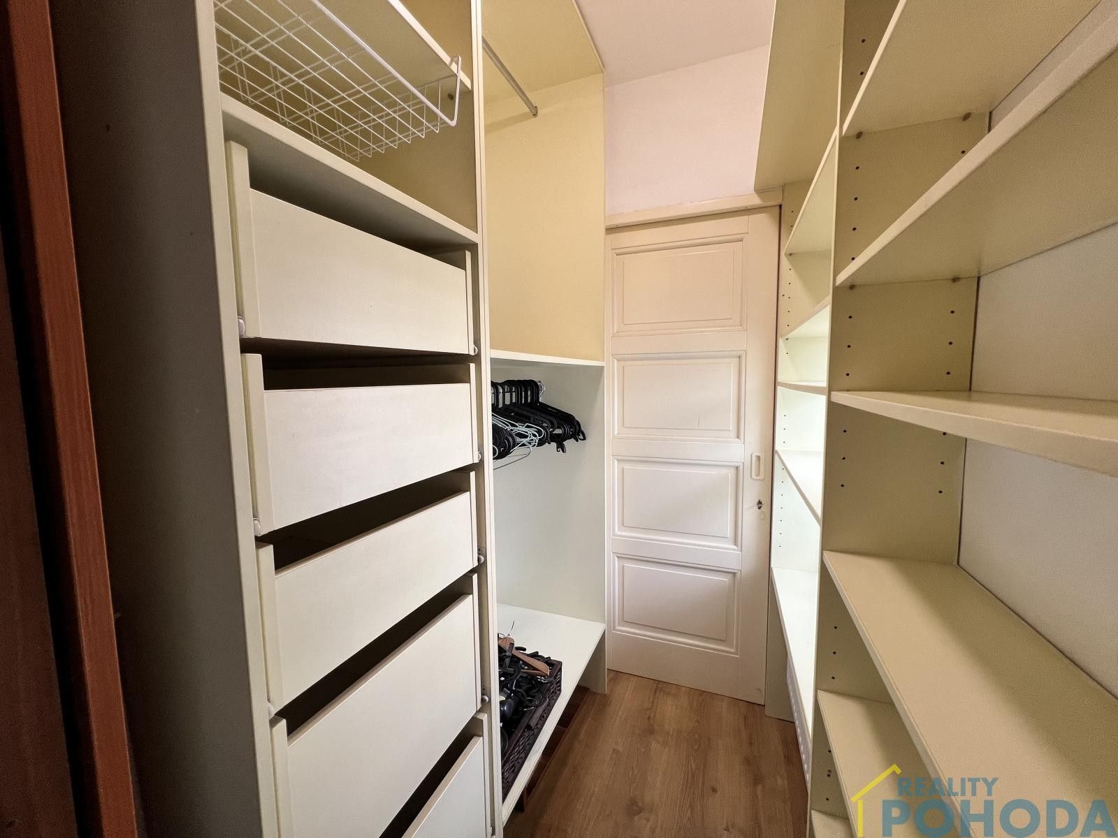 Pronájem bytu 3+1 62 m² - foto 20