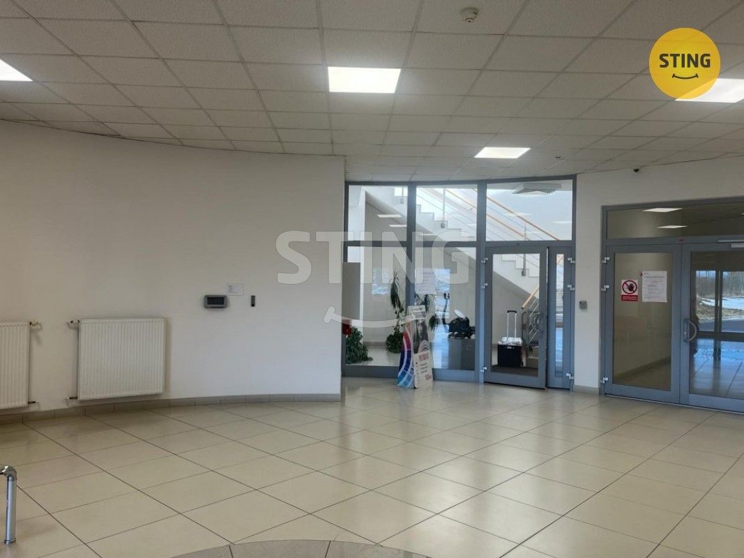 Pronájem komerčního prostoru 107 m² - foto 10