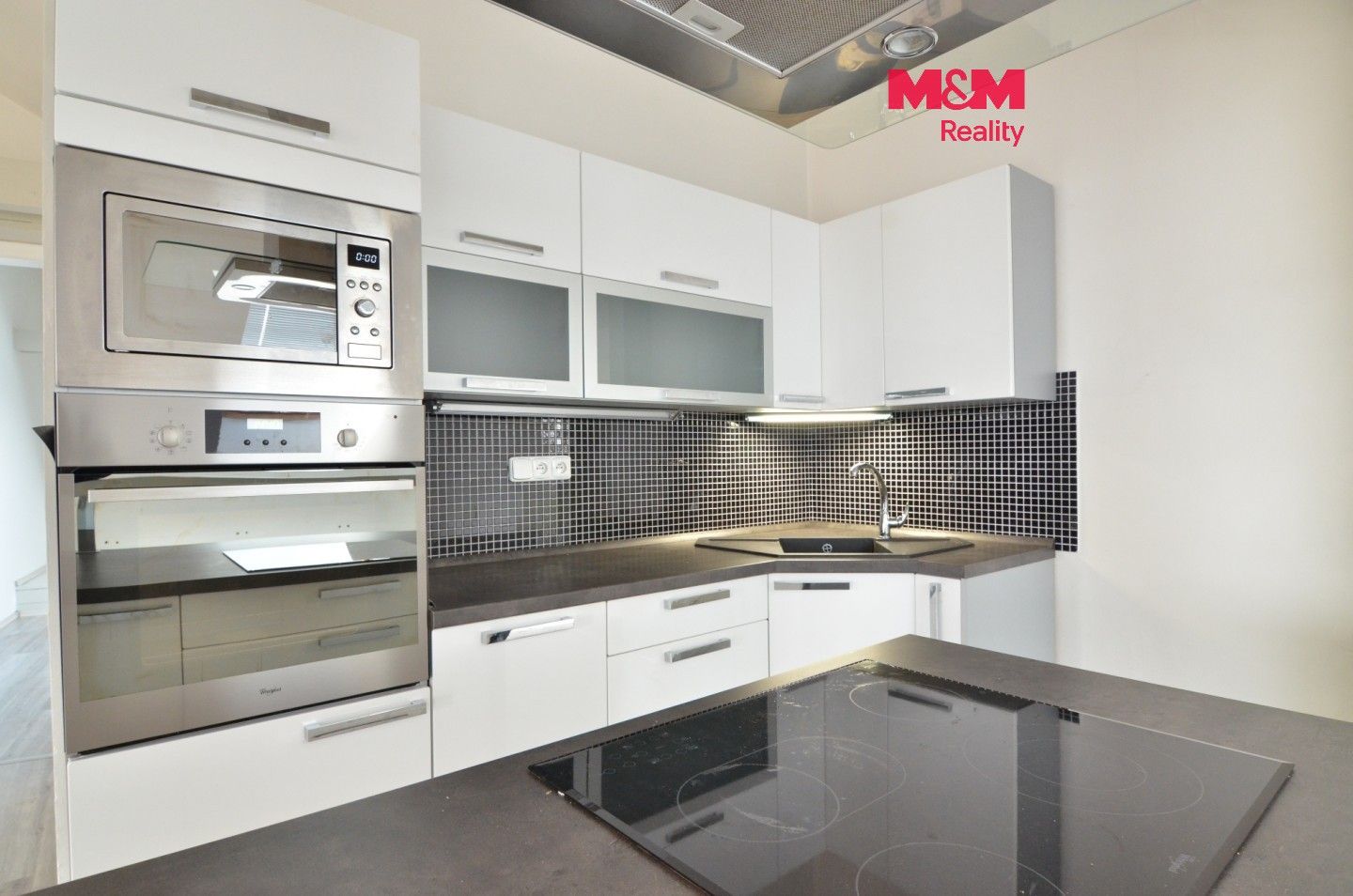 Pronájem bytu 3+kk 98 m² - foto 1