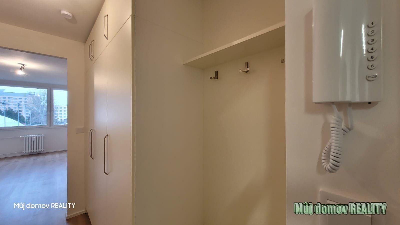 Pronájem bytu 1+kk 22 m² - foto 4