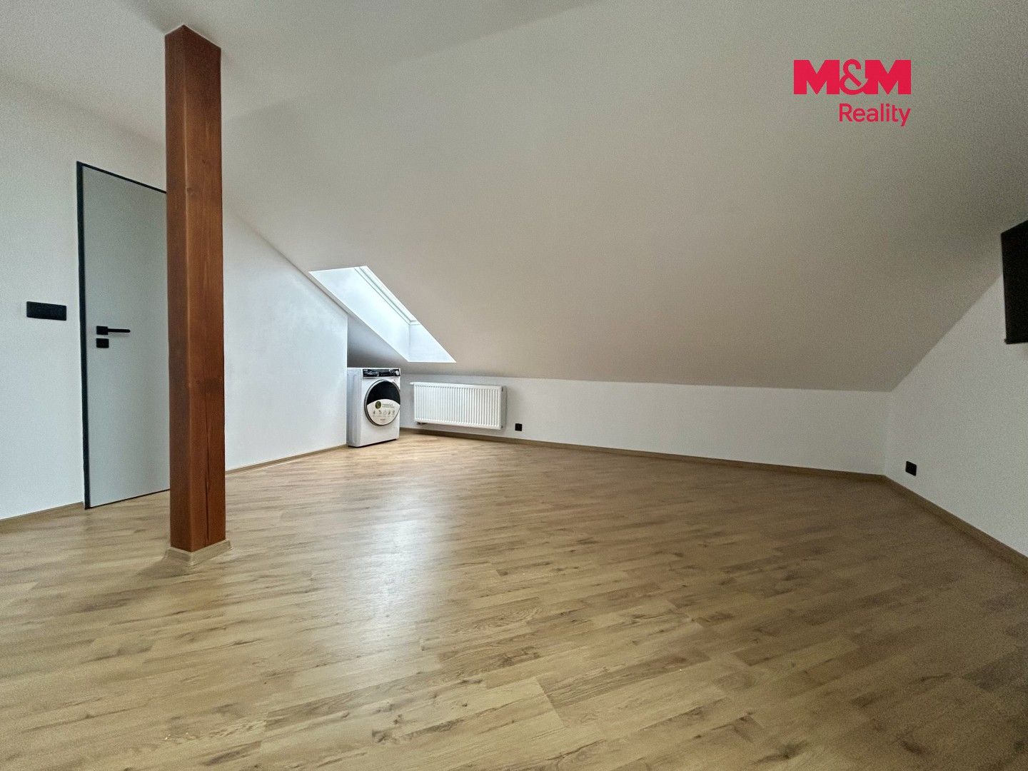 Pronájem bytu 1+kk 22 m² - foto 3