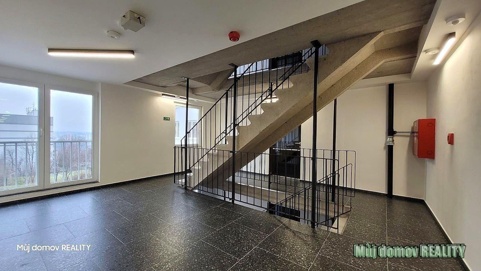 Pronájem bytu 1+kk 22 m² - foto 28