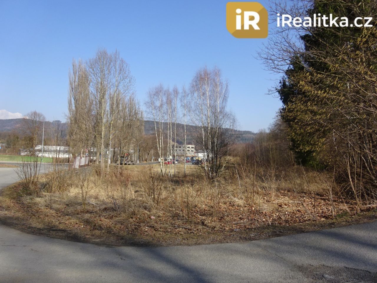 Prodej pozemku 1030 m² - foto 1