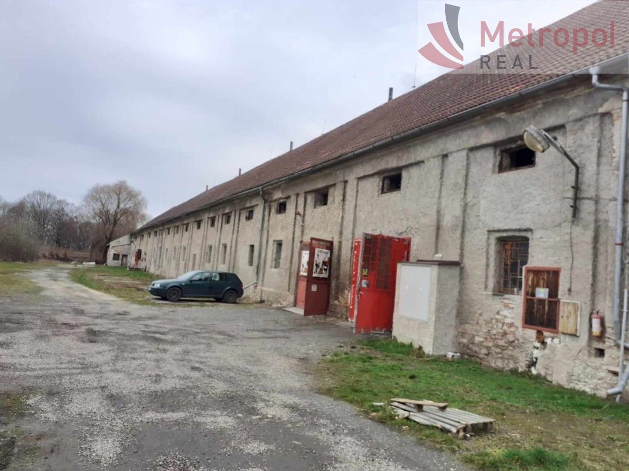 Prodej komerčního prostoru 2200 m² - foto 3