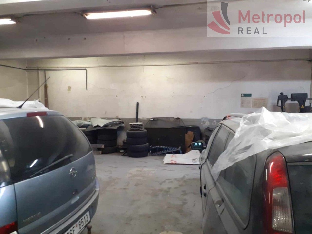 Prodej komerčního prostoru 2200 m² - foto 12