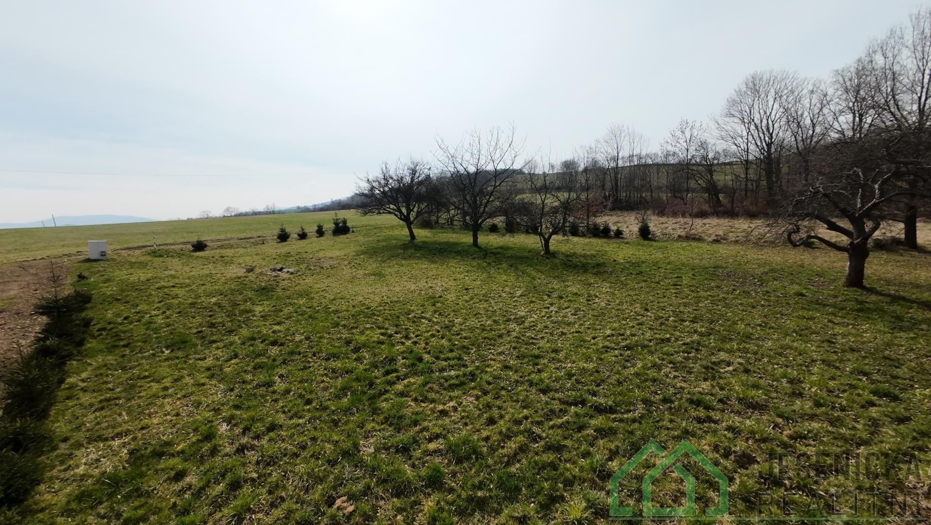 Prodej pozemku 1447 m² - foto 3