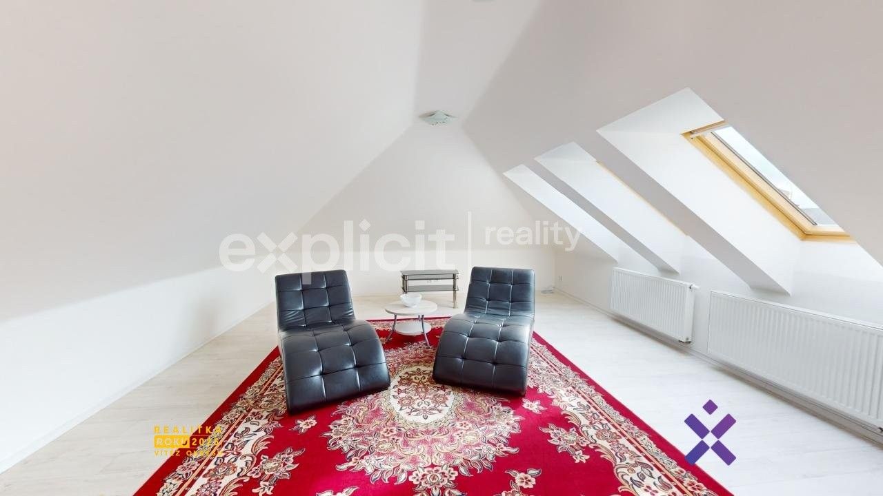 Pronájem bytu 4+kk 155 m² - foto 5