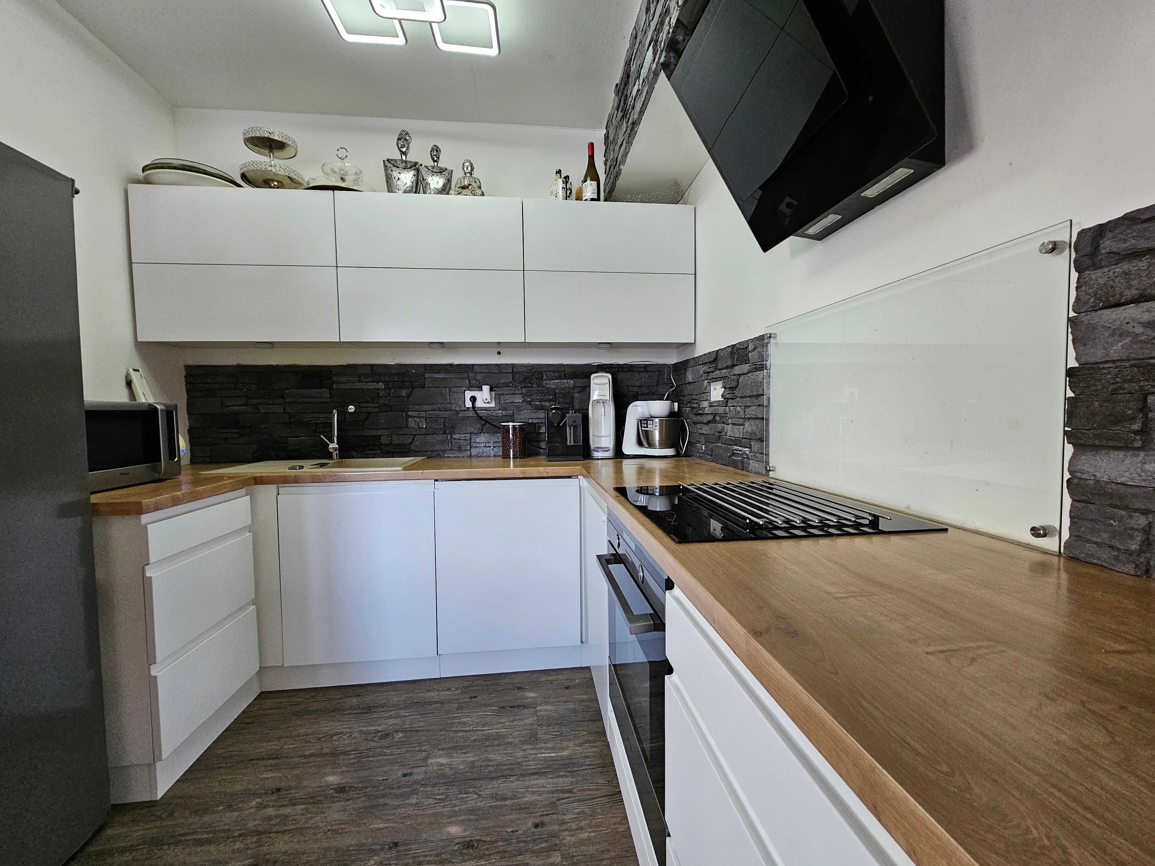 Prodej bytu 3+kk 72 m² - foto 2