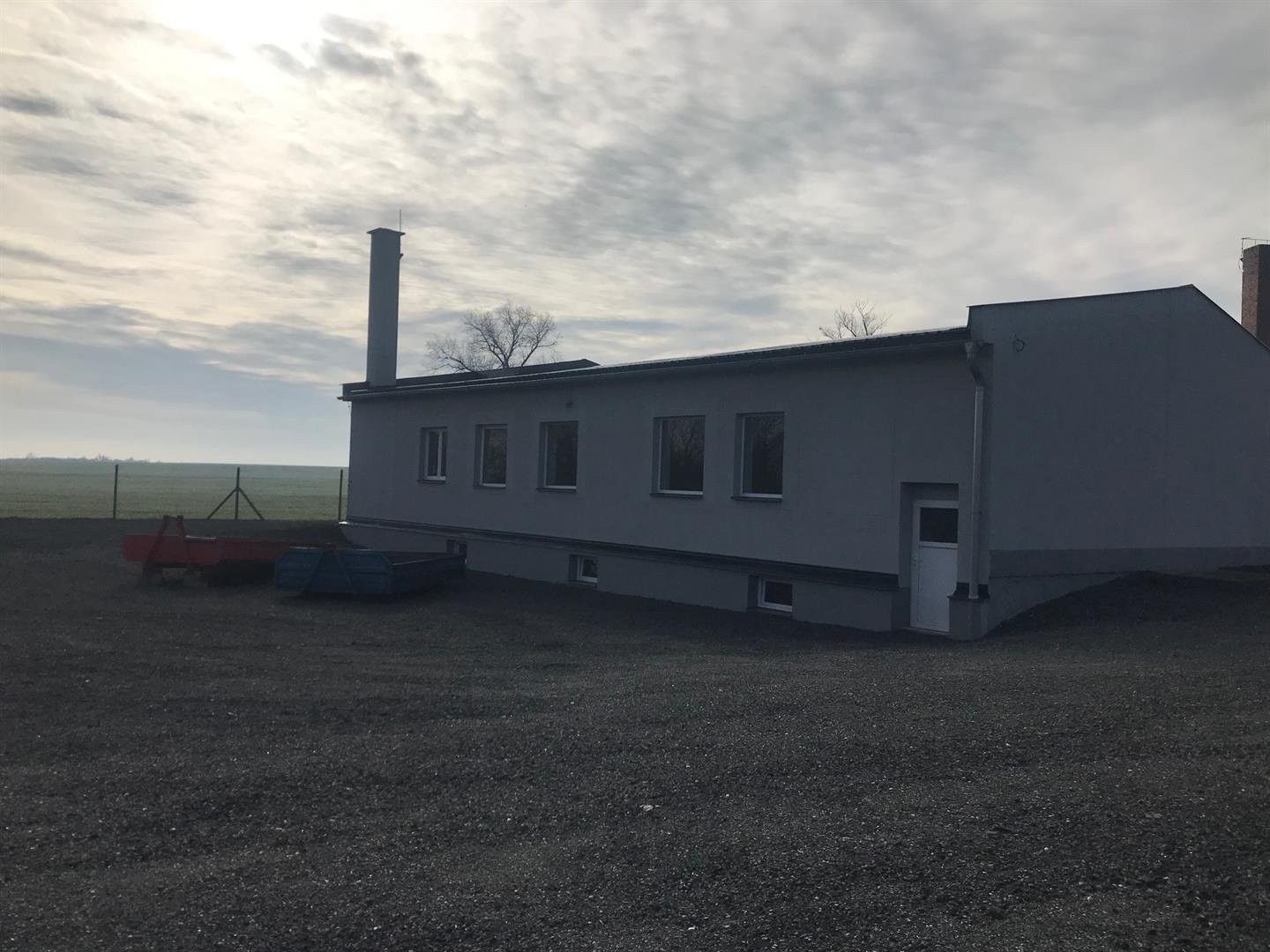 Pronájem komerčního prostoru 30 m² - foto 10