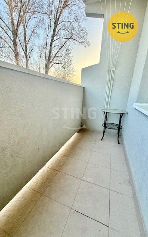 Pronájem bytu 1+1 37 m² - foto 10