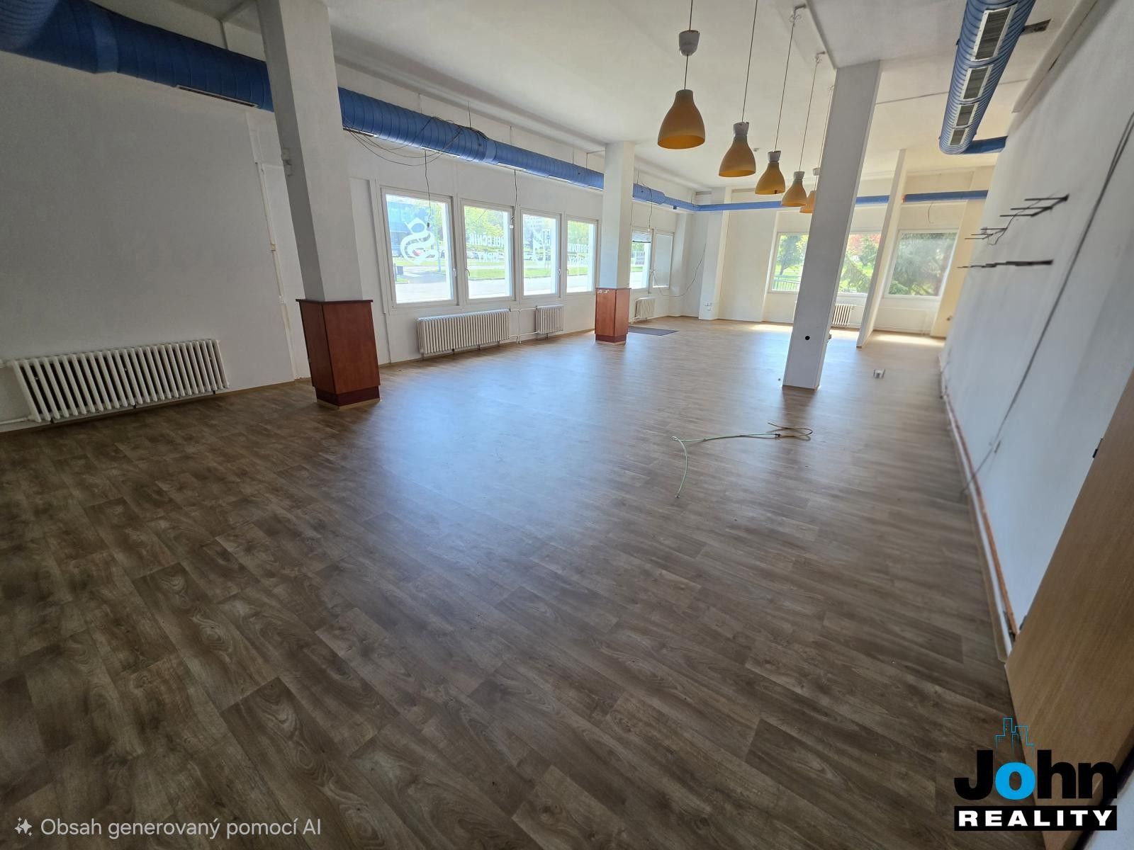 Pronájem komerčního prostoru 330 m² - foto 7