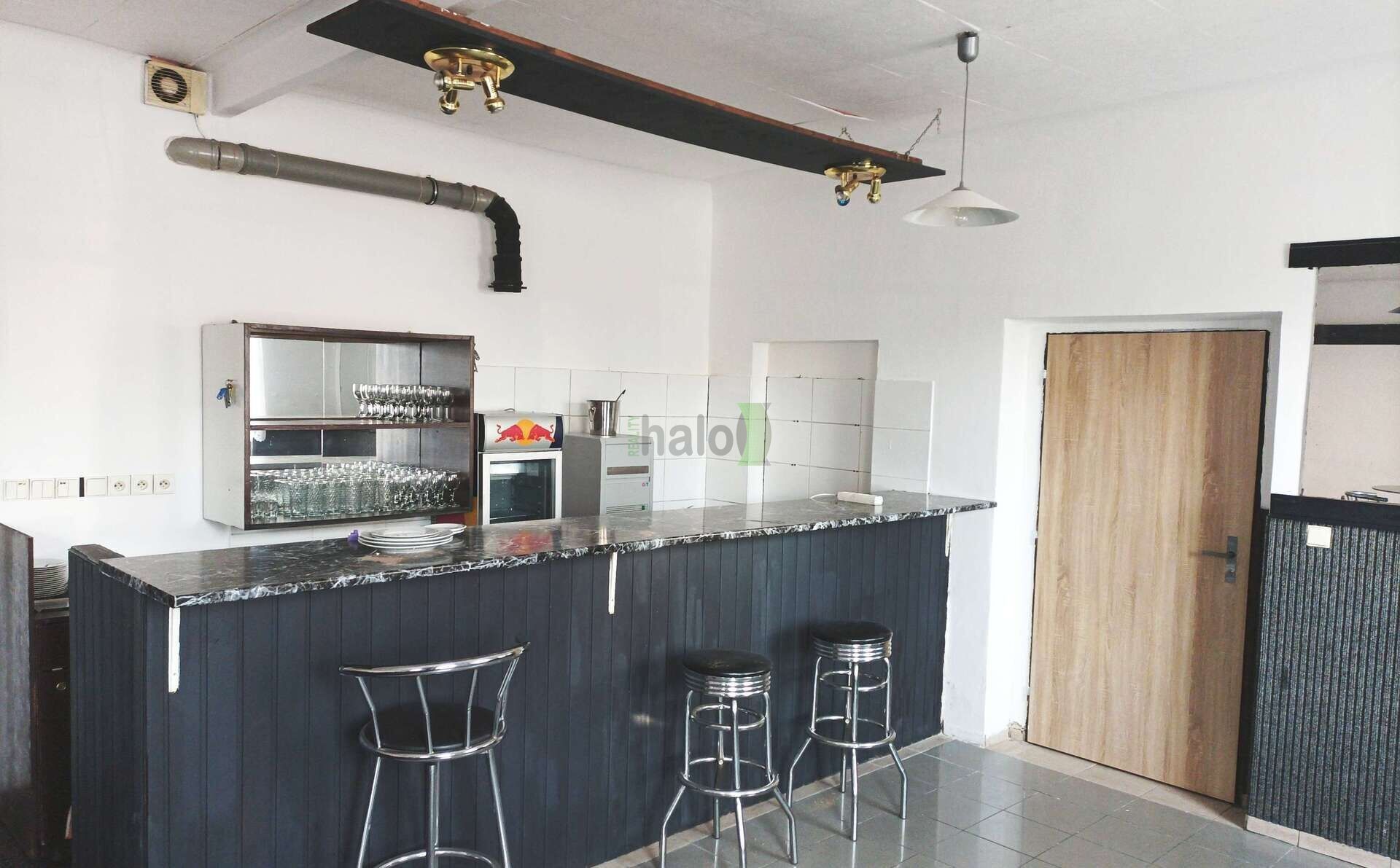 Pronájem komerčního prostoru 60 m² - foto 1