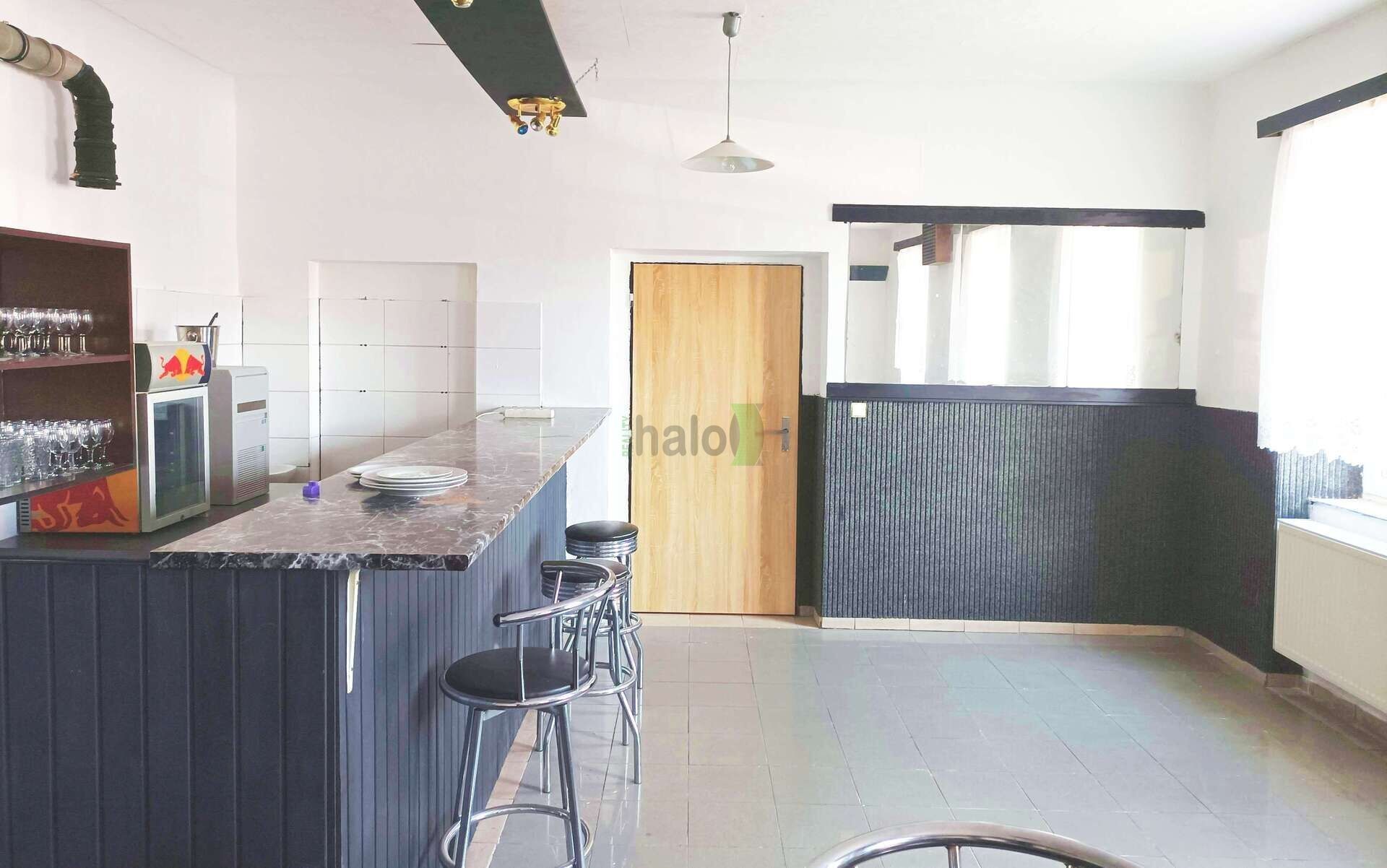 Pronájem komerčního prostoru 60 m² - foto 9