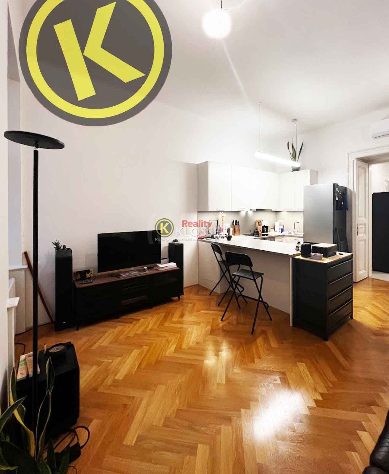 Pronájem bytu 3+kk 78 m² - foto 15