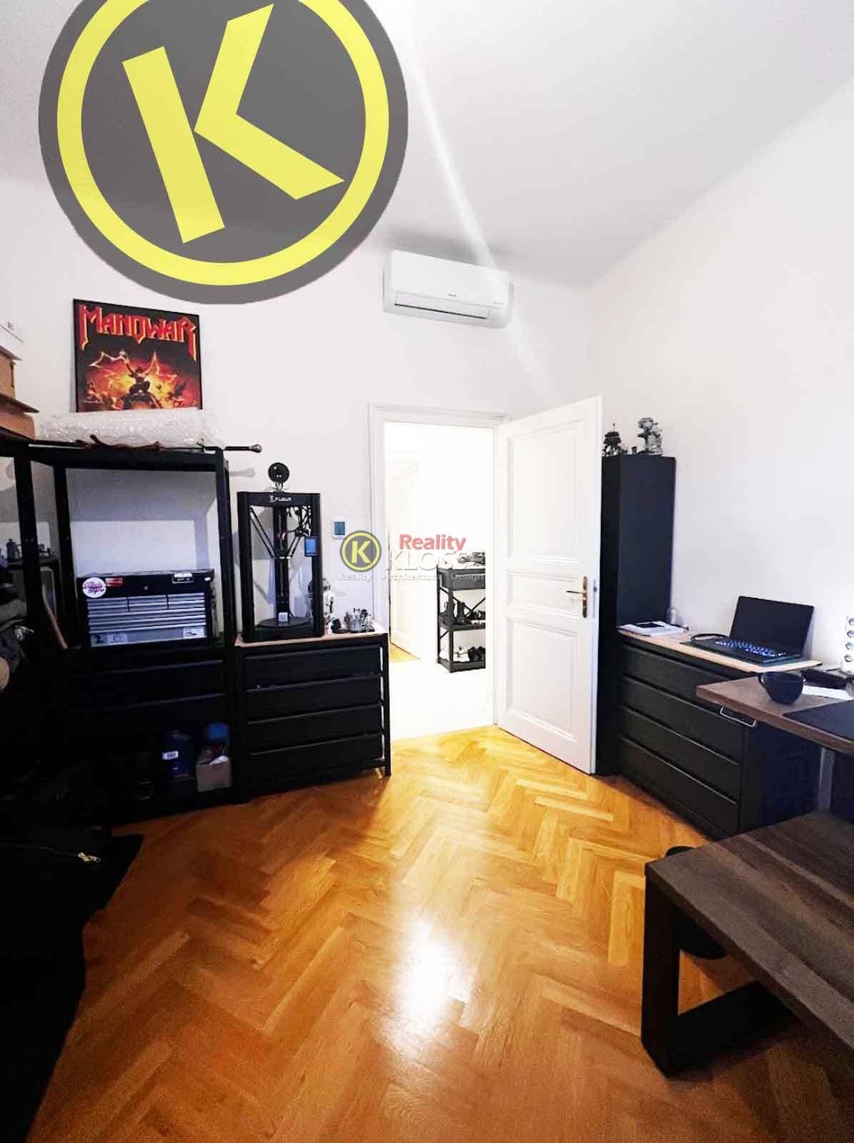 Pronájem bytu 3+kk 78 m² - foto 18