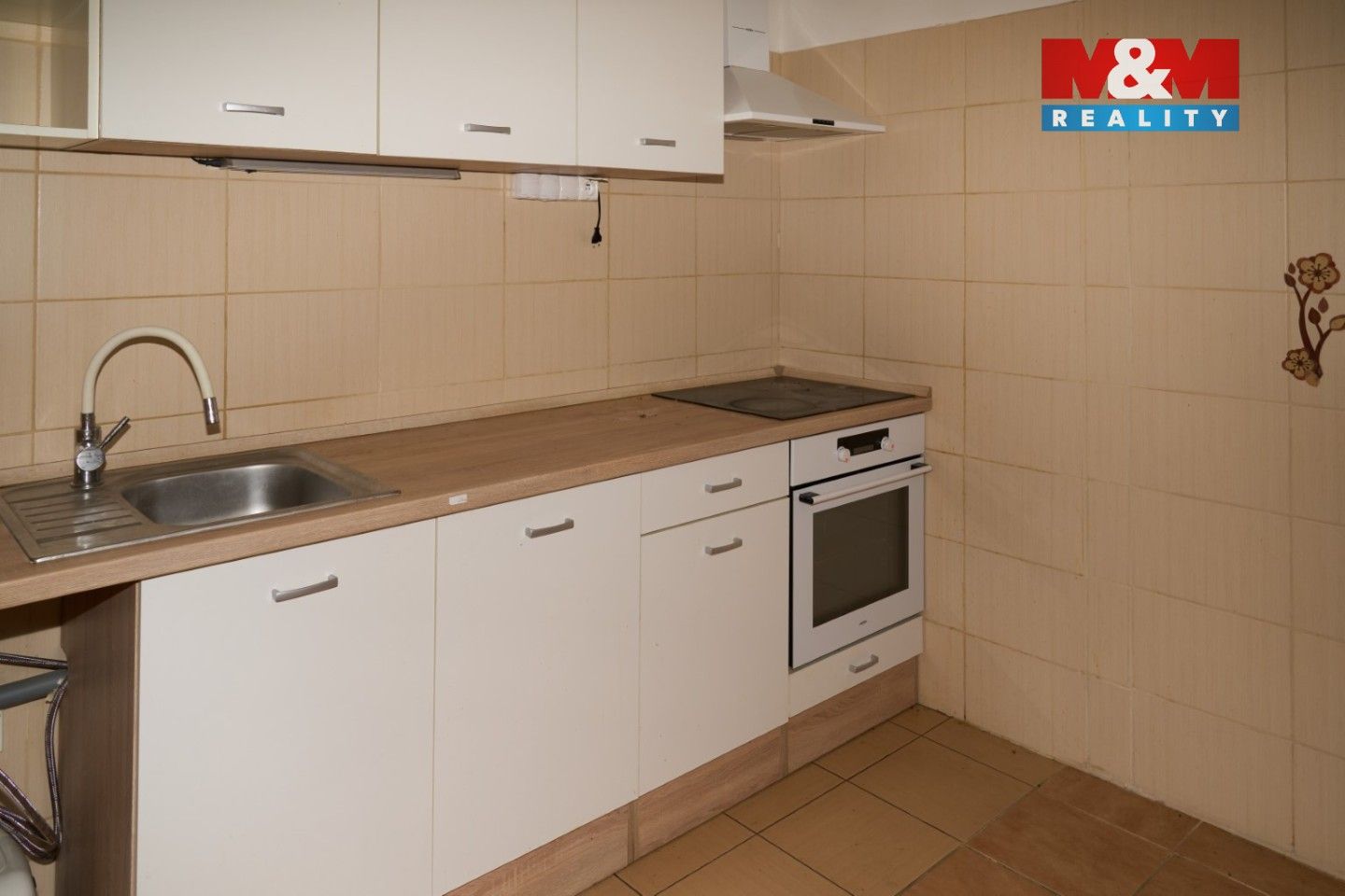 Pronájem komerčního prostoru 200 m² - foto 6
