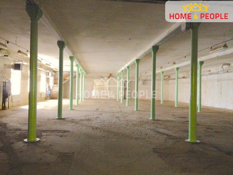 Pronájem komerčního prostoru 1877 m² - foto 3
