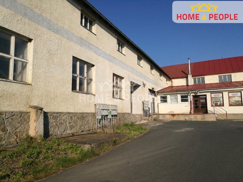 Pronájem komerčního prostoru 1877 m² - foto 8