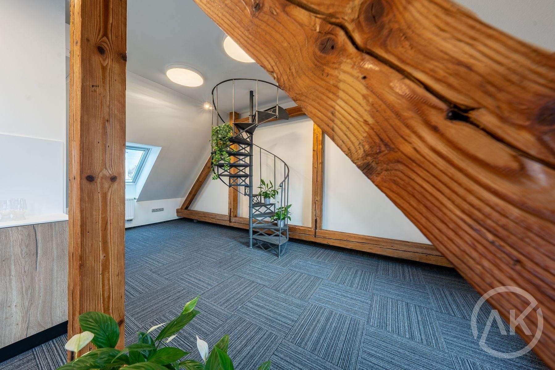 Pronájem komerčního prostoru 72 m² - foto 4