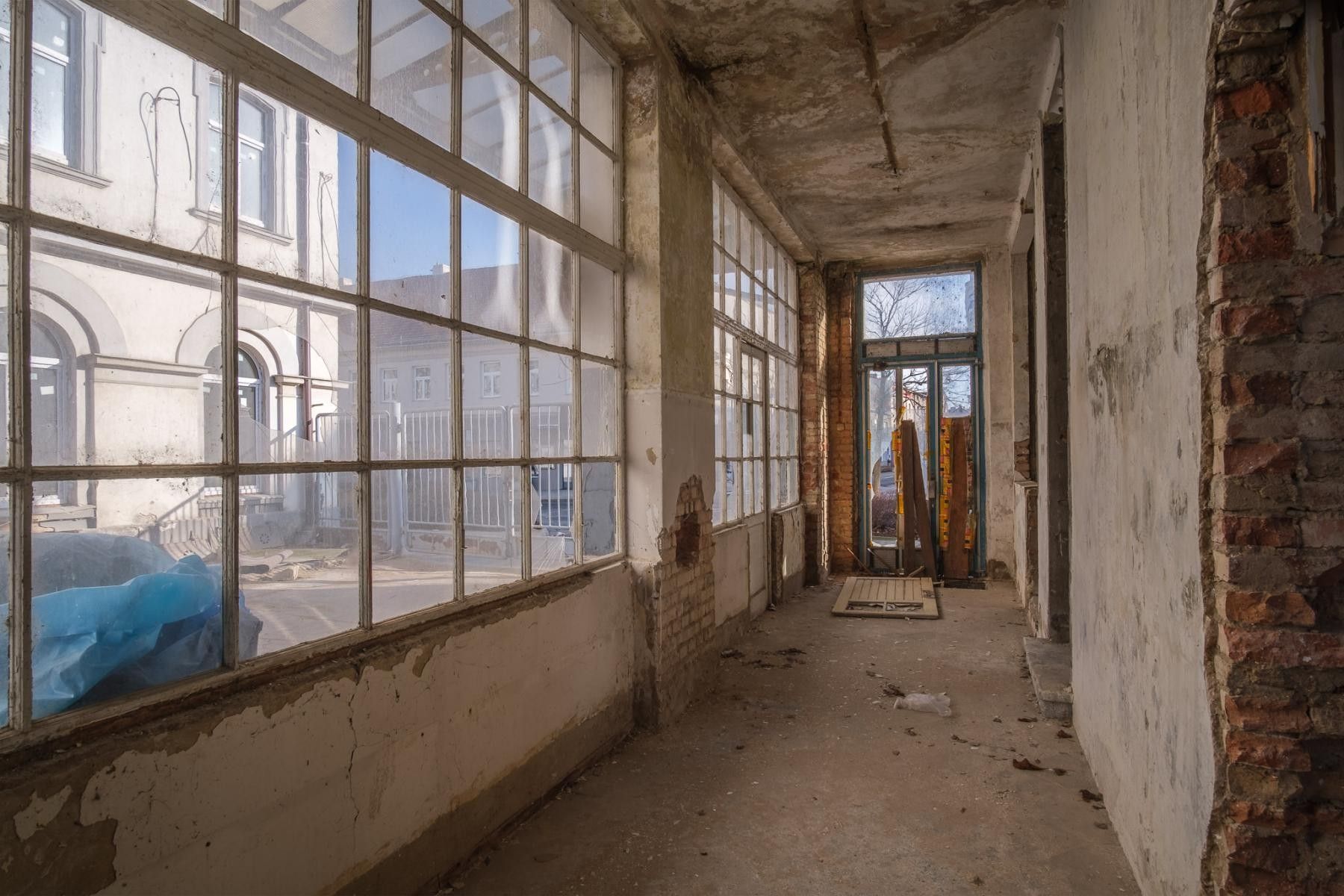 Prodej komerčního prostoru 1299 m² - foto 12