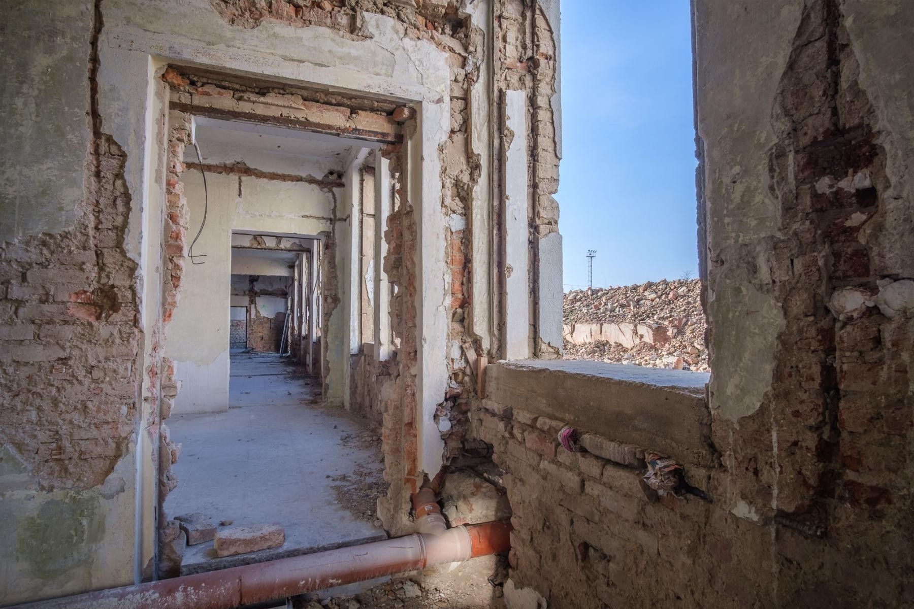 Prodej komerčního prostoru 1299 m² - foto 15