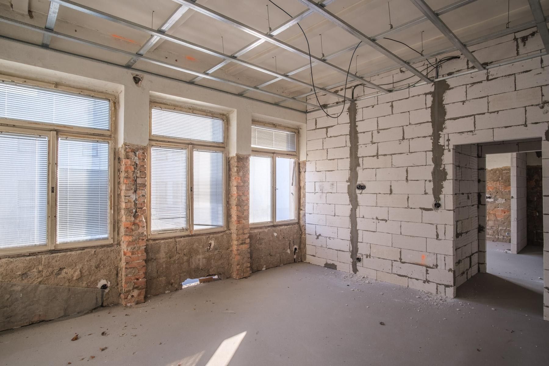 Prodej komerčního prostoru 1299 m² - foto 18