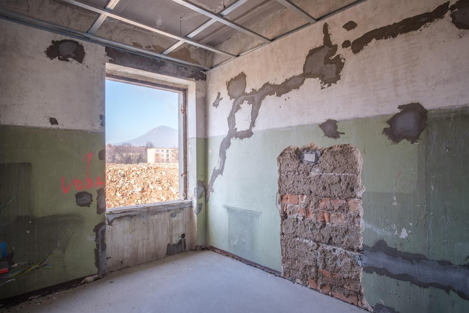 Prodej komerčního prostoru 1299 m² - foto 27