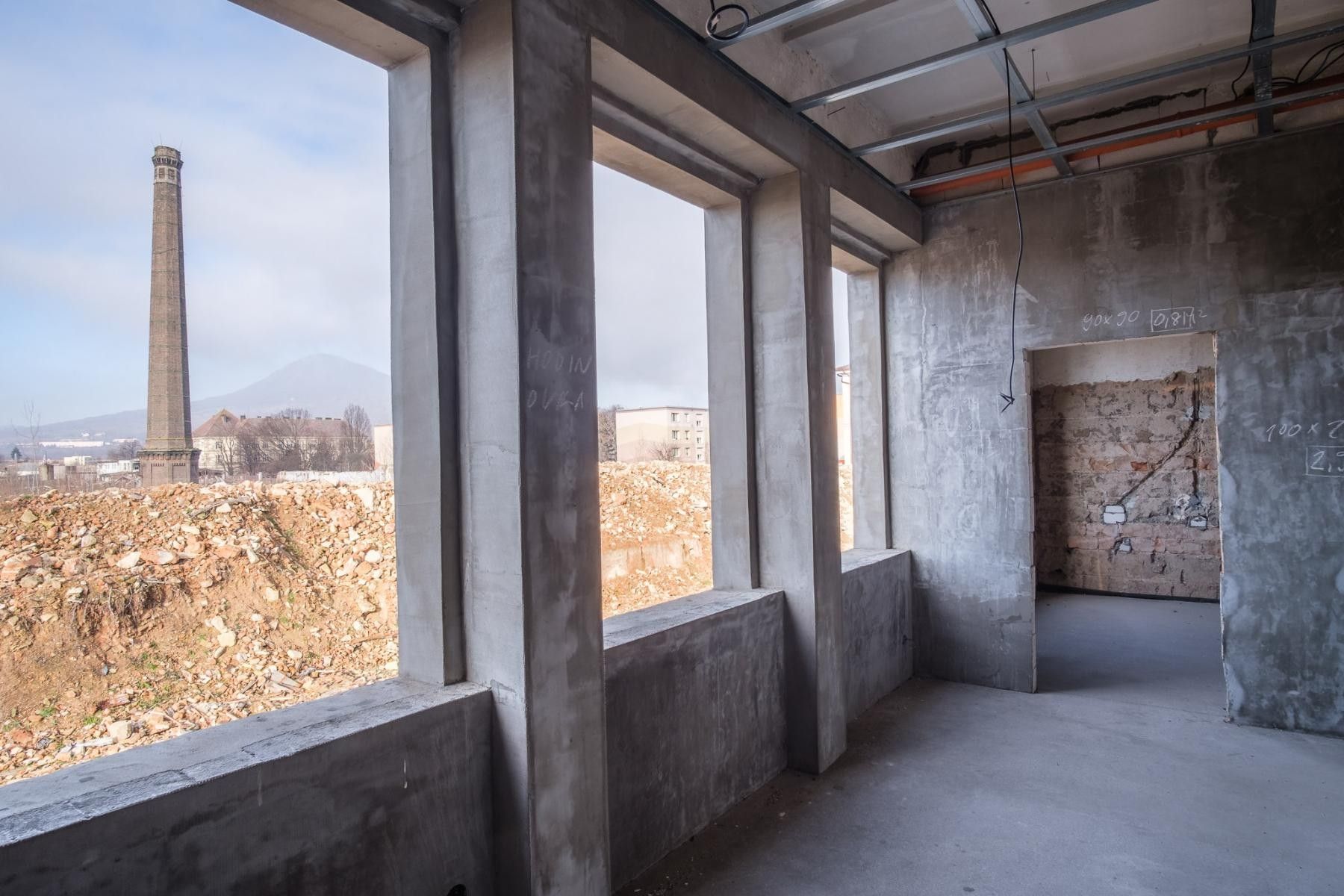 Prodej komerčního prostoru 1299 m² - foto 32