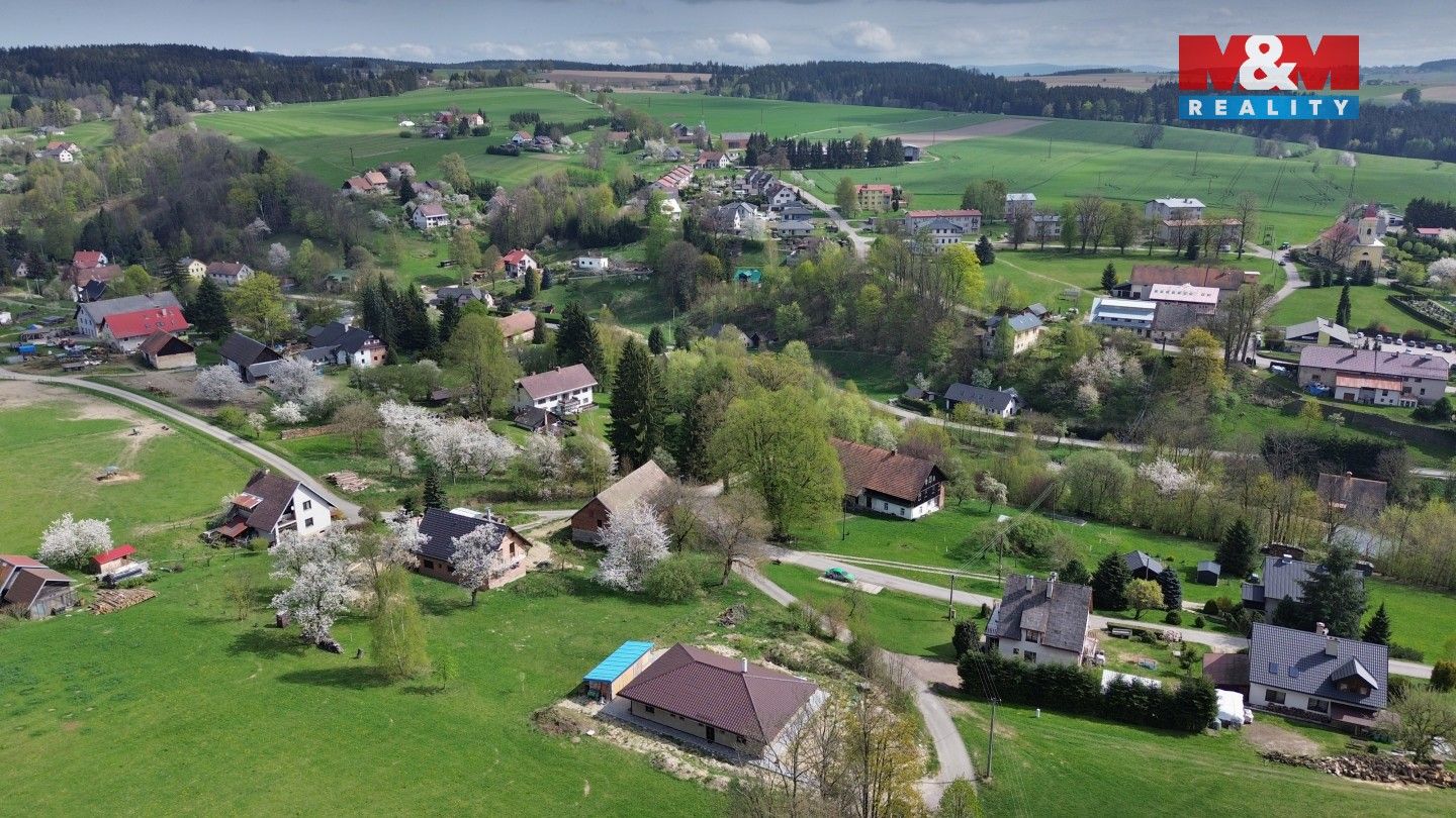 Prodej nemovitosti 330 m² - foto 12
