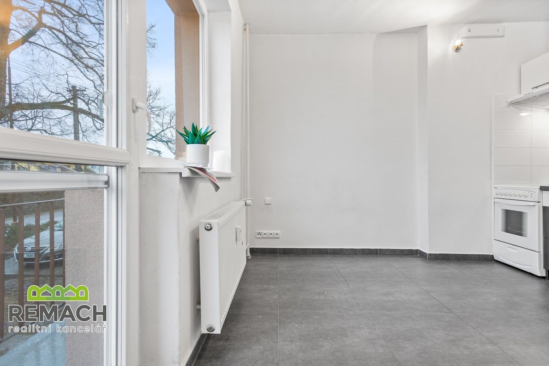 Pronájem bytu 1+kk 23 m² - foto 5
