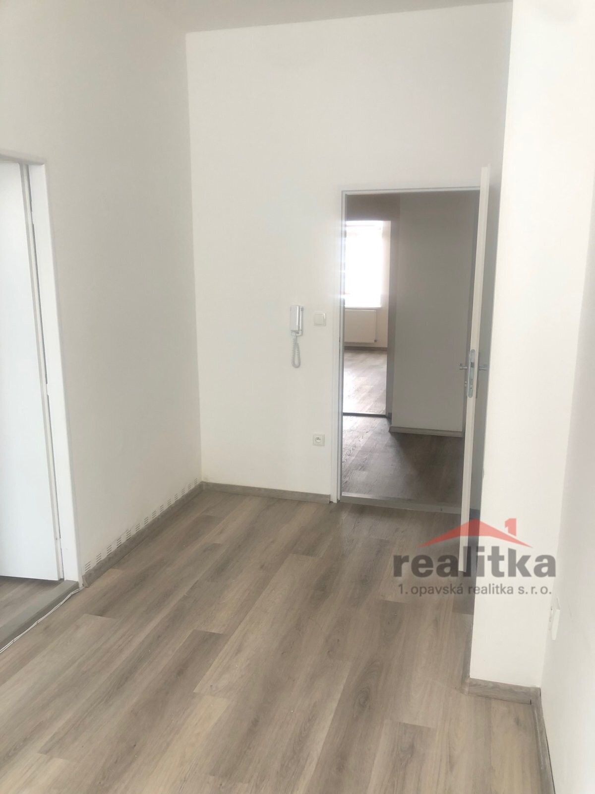Pronájem komerčního prostoru 20 m² - foto 3