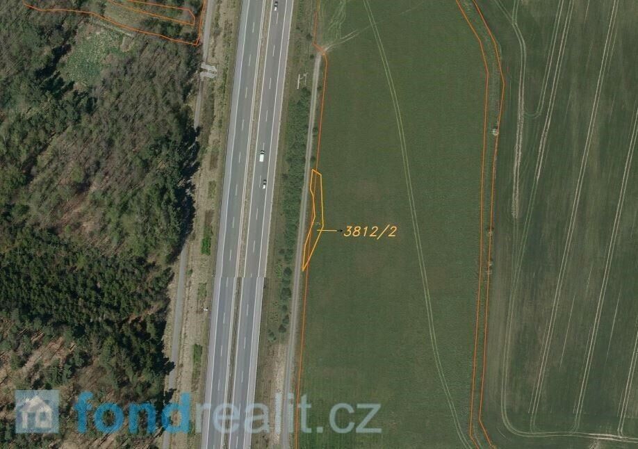 Prodej nemovitosti 1175 m² - foto 11