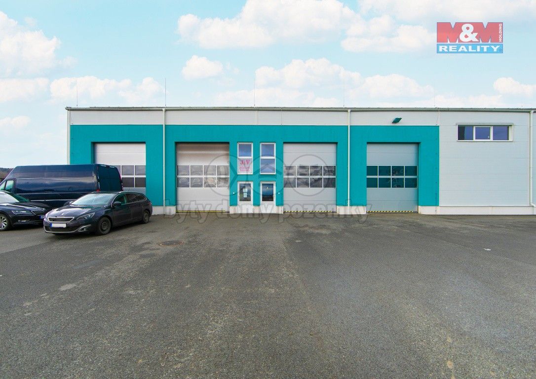Pronájem komerčního prostoru 285 m² - foto 11