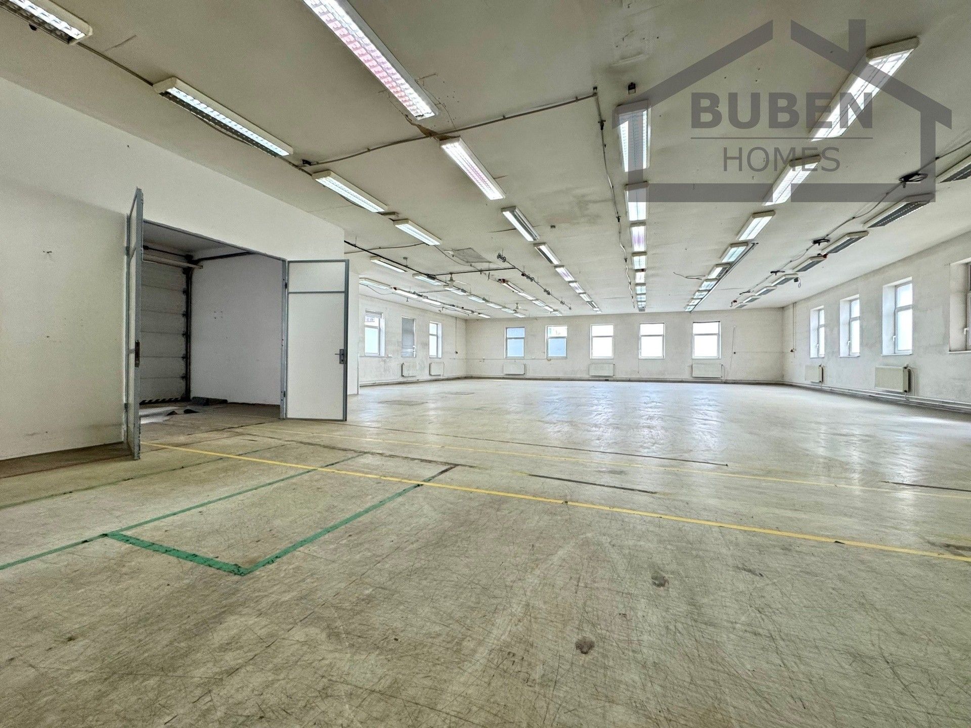 Pronájem komerčního prostoru 960 m² - foto 13