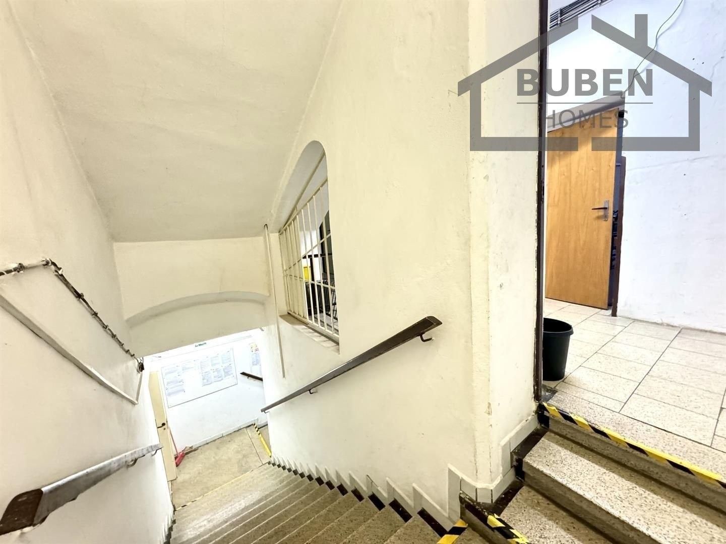 Pronájem komerčního prostoru 960 m² - foto 23