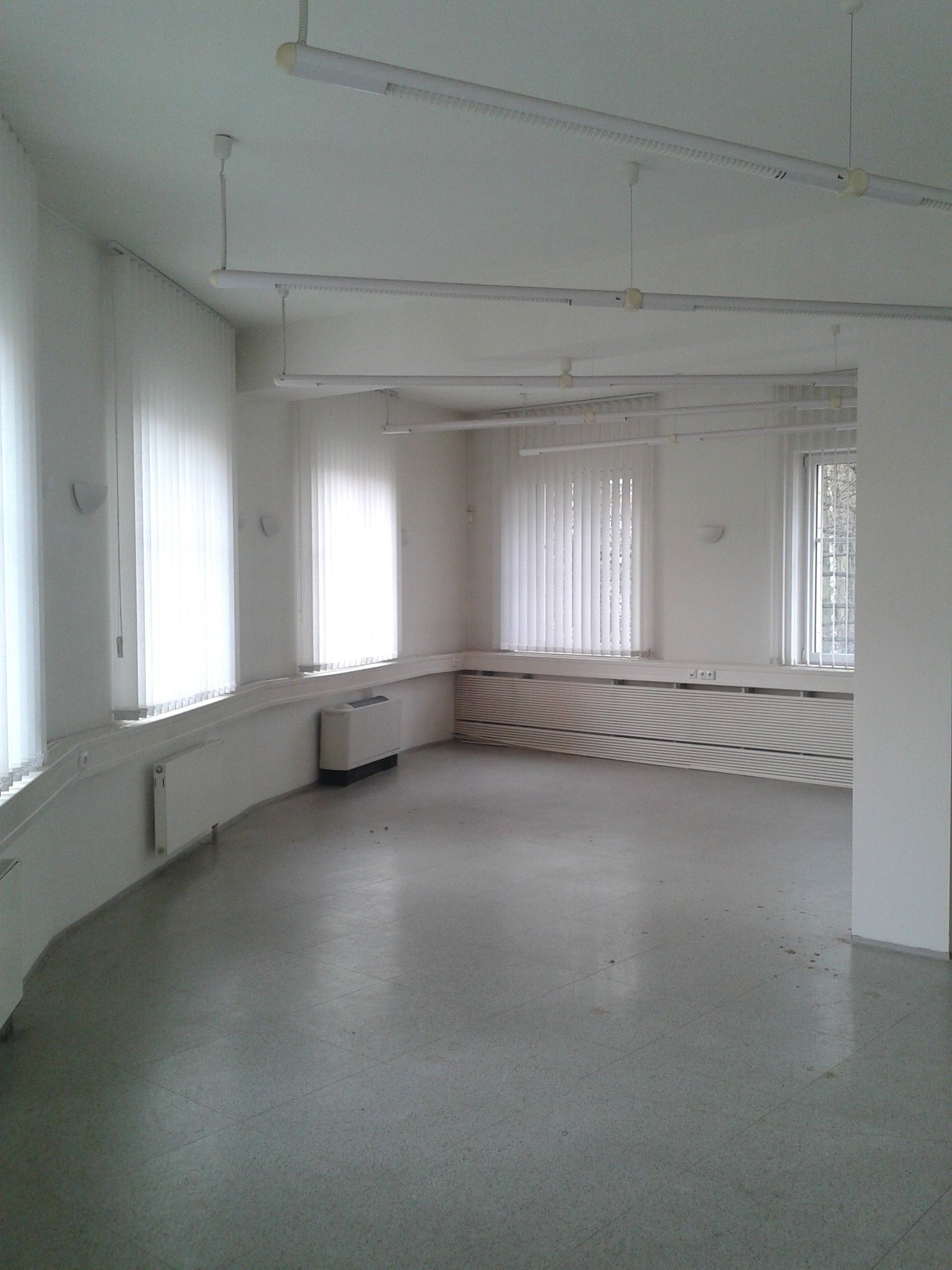 Pronájem komerčního prostoru 243.5 m² - foto 3