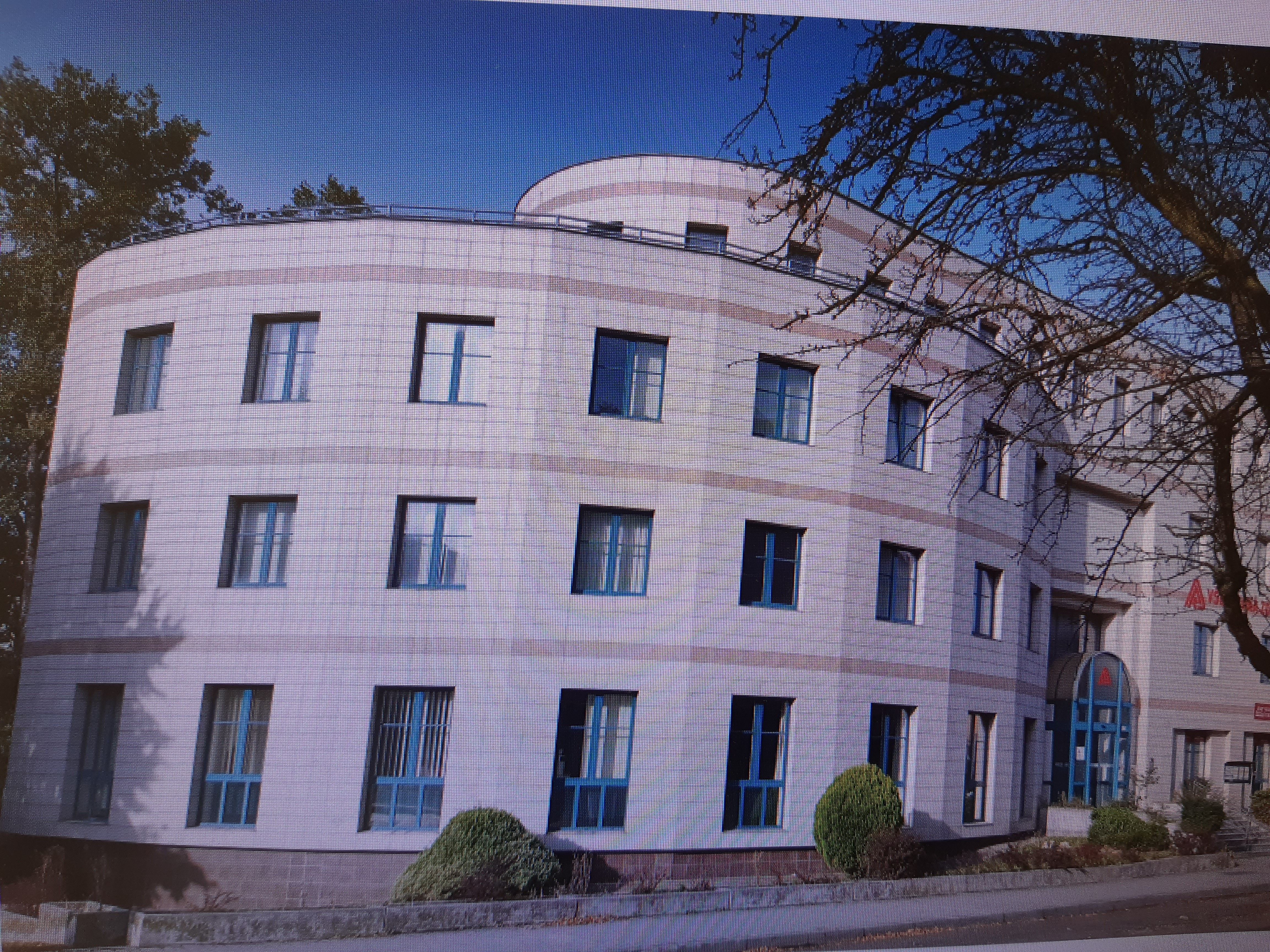 Pronájem komerčního prostoru 243.5 m² - foto 1